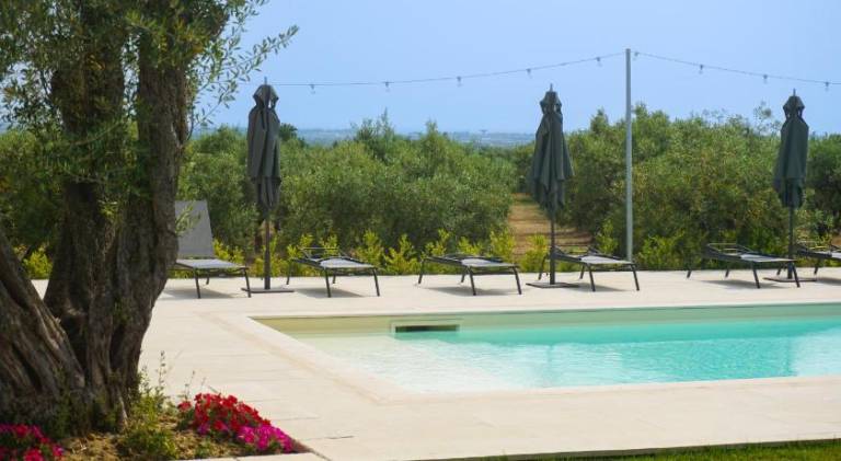 Beautiful farm with pool, barbecue & terrace | Pets allowed in Cosenza