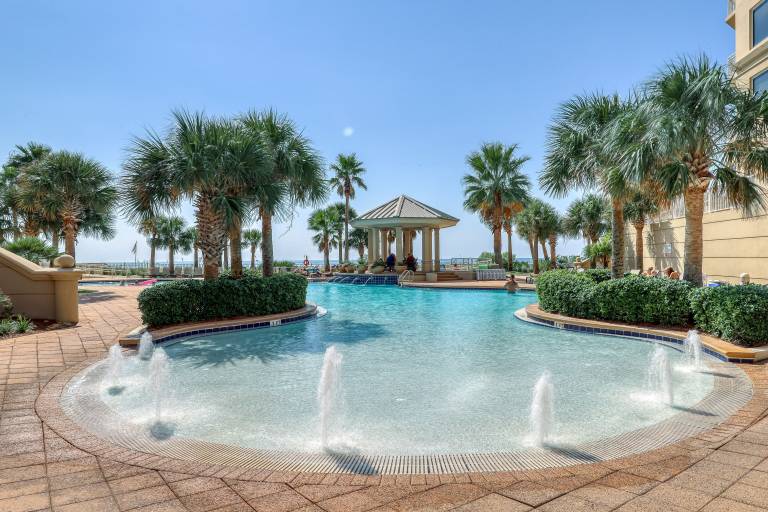 Condo  Gulf Beach Heights