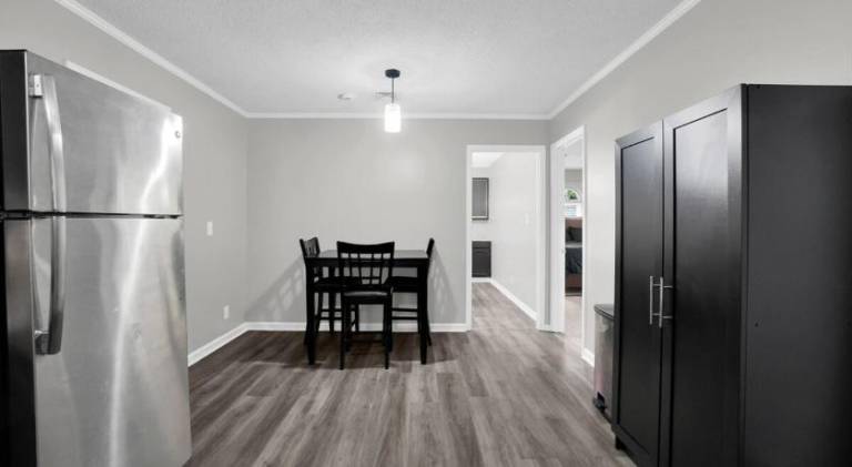 Ample house with pool | Pets are welcome — photo 3