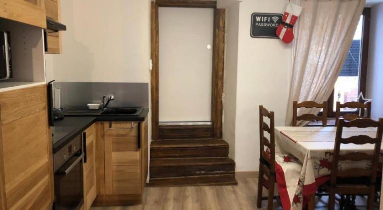 Rental apartment with 2 rooms for 5 persons — photo 4