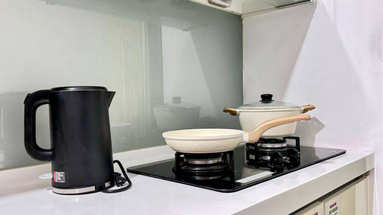 HSIEN 【Zuoying High-Speed Rail】 § 【Mountain View & 7-Person Family Room】 5-Minute Walk — photo 3