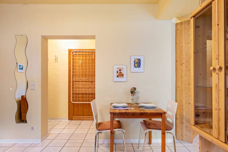 Family-friendly studio with fast internet, garden & terrace | Garden view | Good for workation | Pets allowed — photo 5