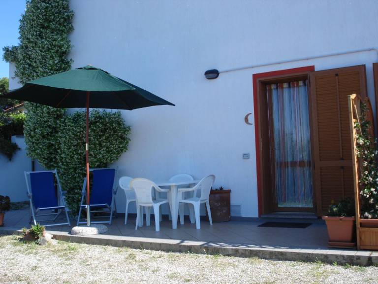 Gemütliches Appartement in Capoliveri mit Grill und Terrasse — photo 2