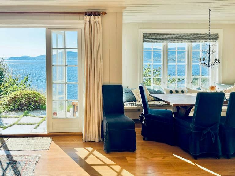 Children-friendly vacation home with BBQ, terrace & garden | Water view | Pet-friendly — photo 3