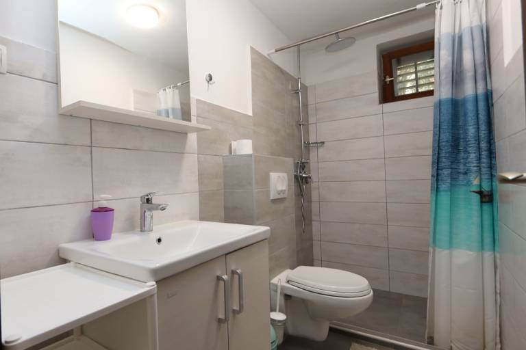 Apartments KIRINČIĆ ANTON — photo 5