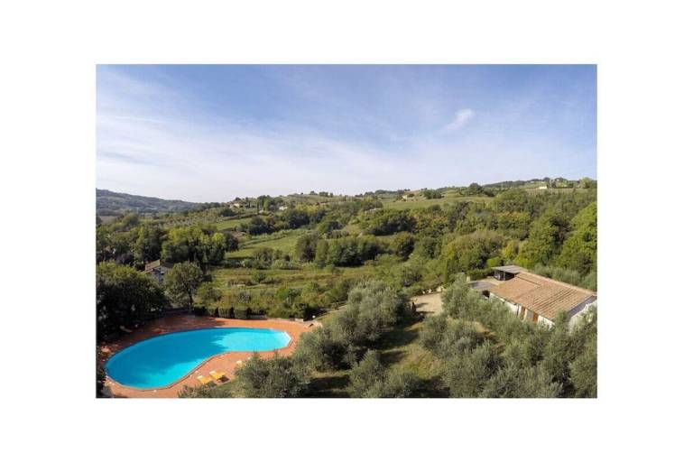Villa  Riparbella