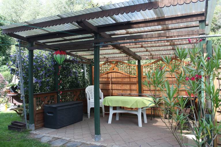 Holiday apartment with terrace, grill & garden — photo 5