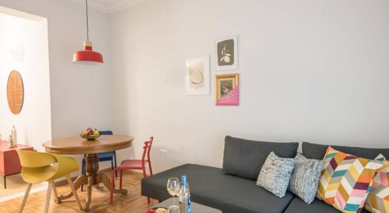 Retro Luxury Apartment in Athens