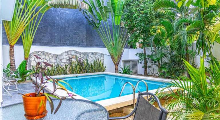 House with pool in Tulum