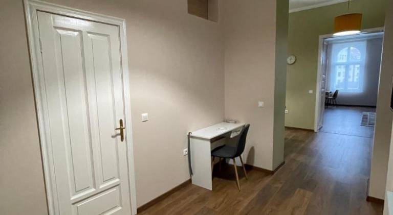 Charming apartment | Close to Great Market Hall | Perfect for remote work | Dogs allowed — photo 4