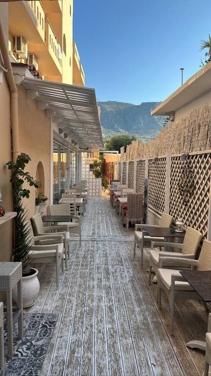 Thalia deco City & Beach Hotel — photo 4