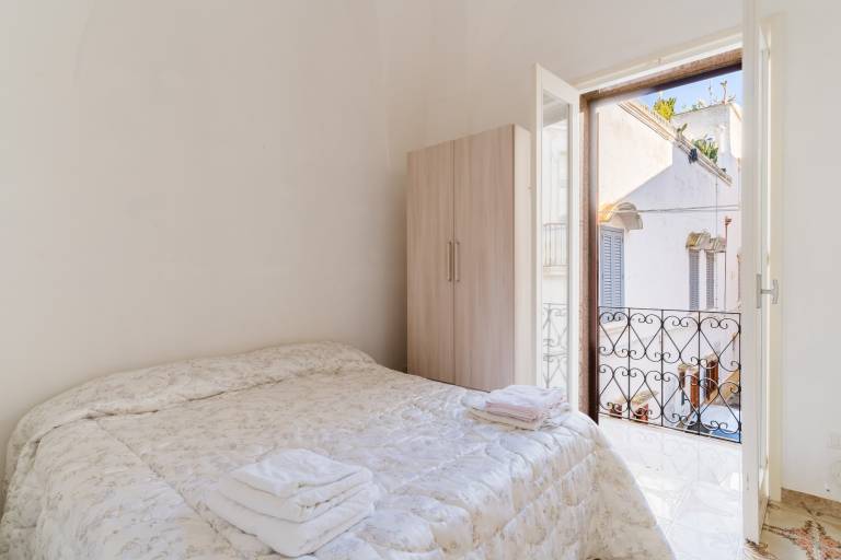 Apartment 'Gabriele Salento' with Private Terrace, Wi-Fi and Air Conditioning in Gallipoli