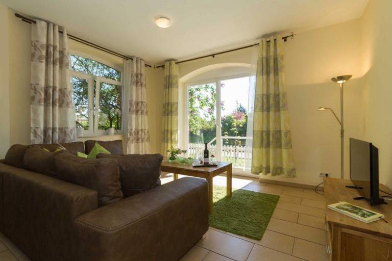 Family-oriented wonderful vacation home with garden, terrace & grill | Pets allowed — photo 2