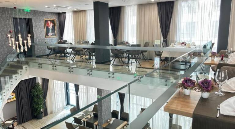 BLUE STAR LUXURY HOTEL — photo 4