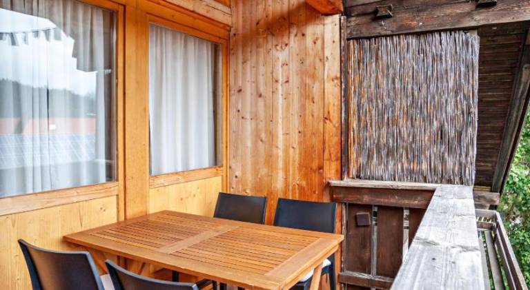 Apartment with 2 rooms for 4 persons — photo 3
