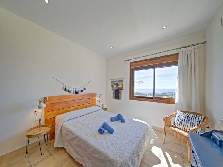 Children-friendly house with private pool, yard & patio | Sea view | Pet-friendly — photo 3