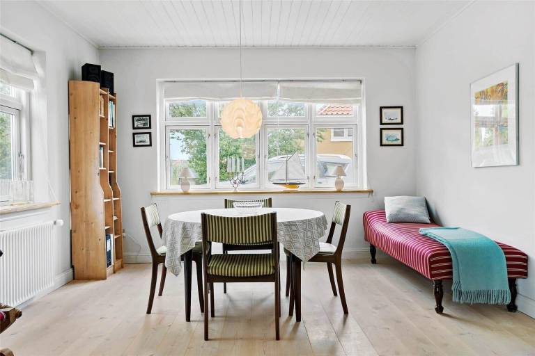 Vacation home with barbeque, garden & terrace — photo 4