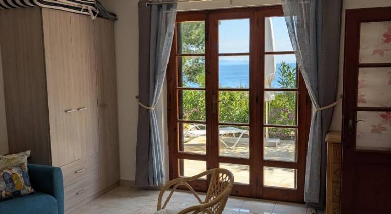 Villa with 2 rooms for 4 persons — photo 2