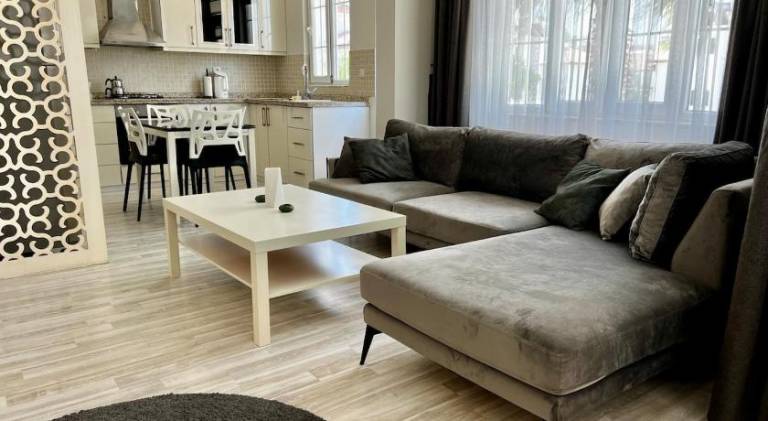 Beautiful holiday apartment with garden & private pool | Good for workation | Dogs allowed in Manavgat