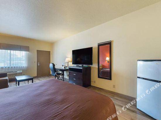 Lone Star Inn and Suites Victoria in Victoria, TX
