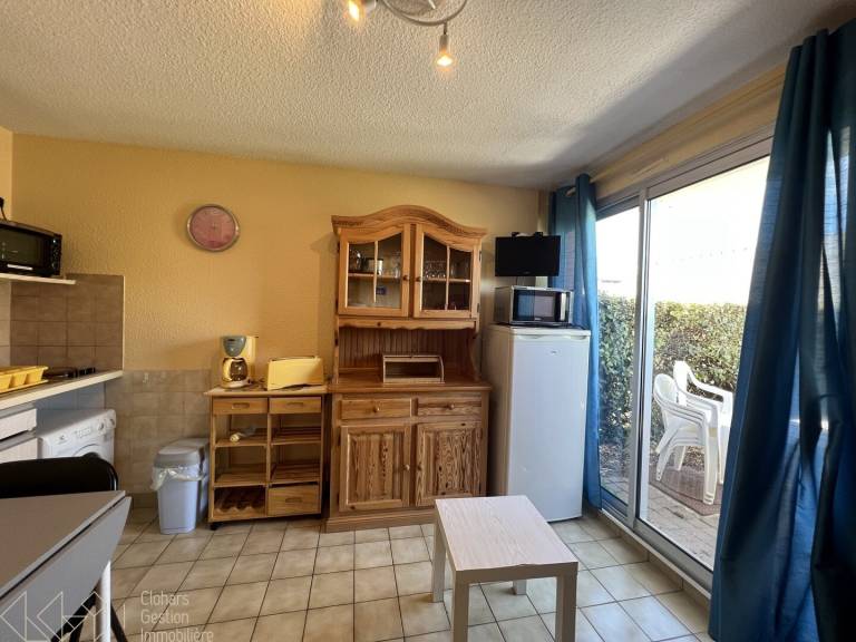 Holiday apartment with garden & barbecue — photo 5