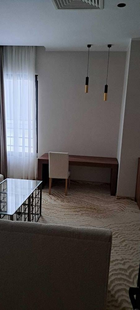 Aparthotel  Piata Romana