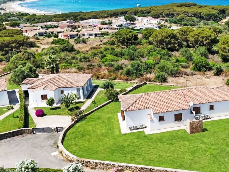 Rental apartment with barbeque & terrace in Posada