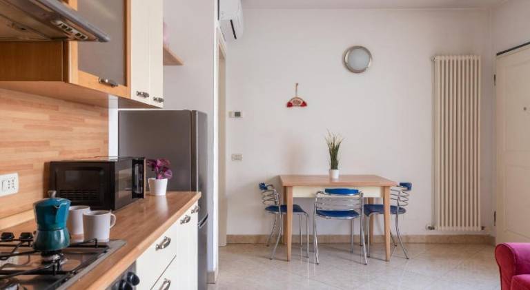 Rental apartment with 2 rooms for 6 persons — photo 5
