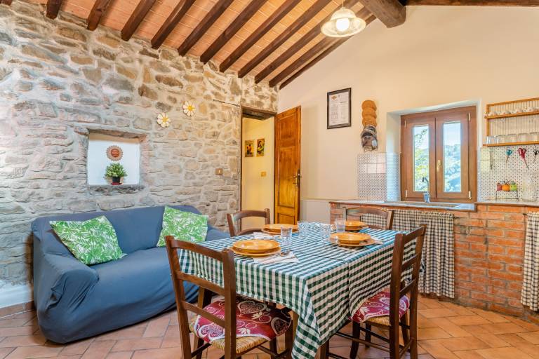 Vacation Home "Il Colletto Romantic Stonehouse" with Mountain View, Garden & Terrace — photo 3