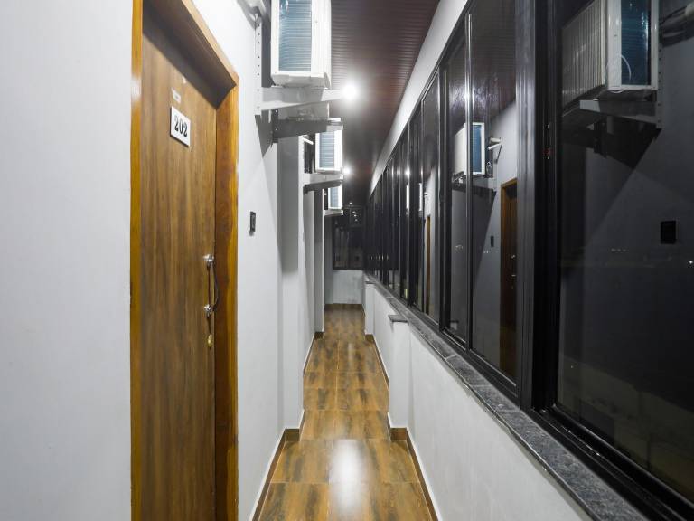 HOTEL O RAHUL SERVICE APPARTMENT 2