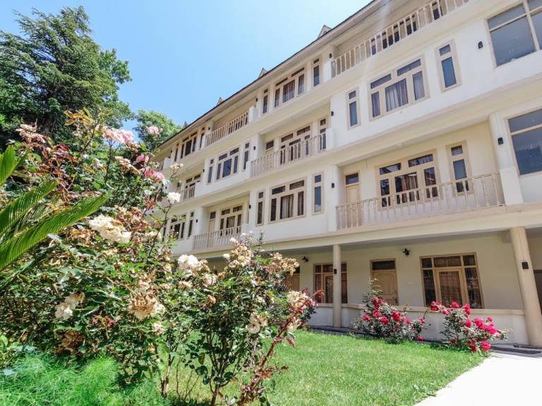 Shanti Cafe - Signature Stays Manali — photo 4