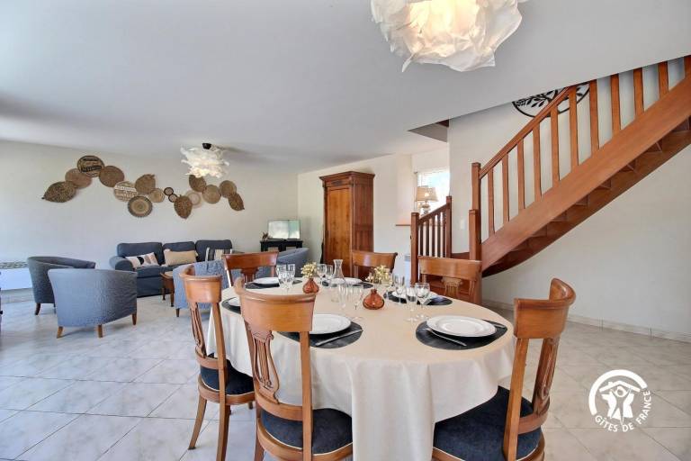 Gite with grill, patio & yard | Pets allowed — photo 4