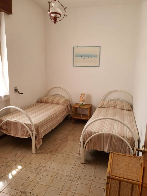 Holiday apartment with 2 rooms for 6 persons — photo 5