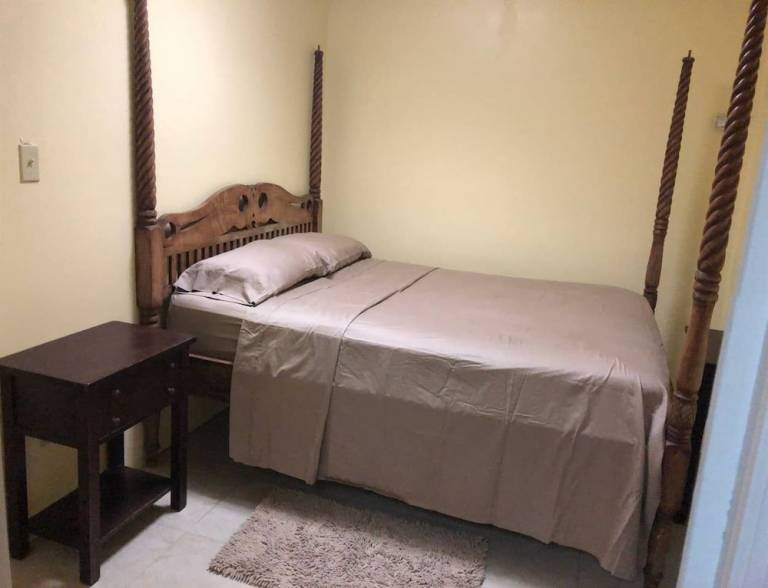 Apartment  Beef Island