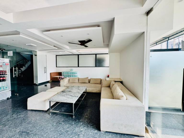 Akshay Premium 1 BHK Suites Near Artemis Hospital — photo 4