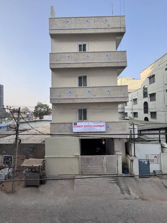 160 m&sup2; Apartment mit Hotelservice