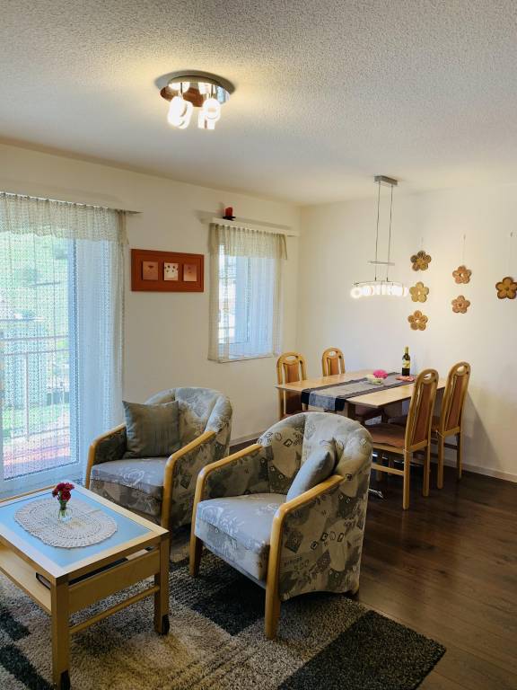 Ferienwohnung in Leukerbad für max. 4 Personen Ferienwohnung in Leukerbad für max. 4 Personen