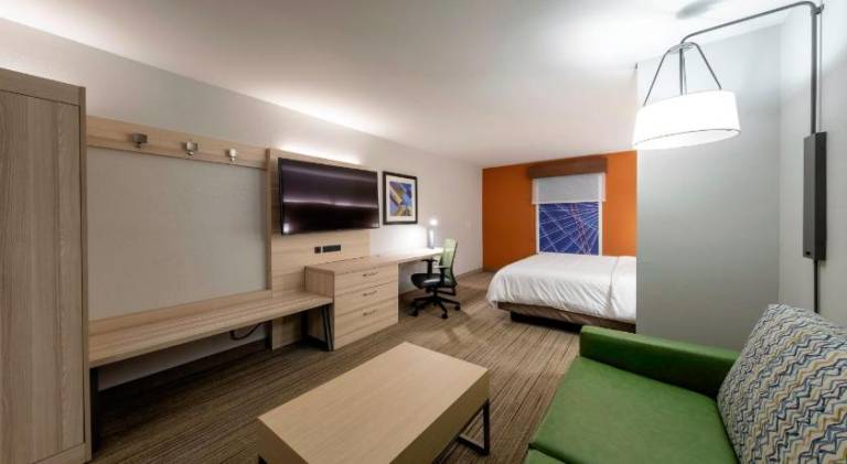 Holiday Inn Express Hotel & Suites Petersburg Dinwiddie By IHG