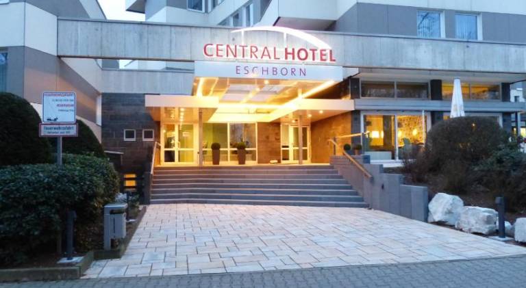 Central Hotel Eschborn — photo 2