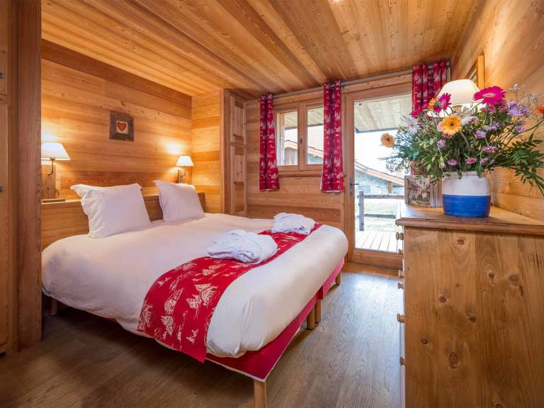 Vacation home with sauna & hot tub — photo 3