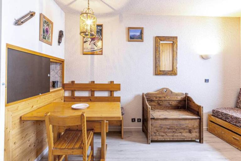 Apartment with 1 room for 4 persons — photo 4