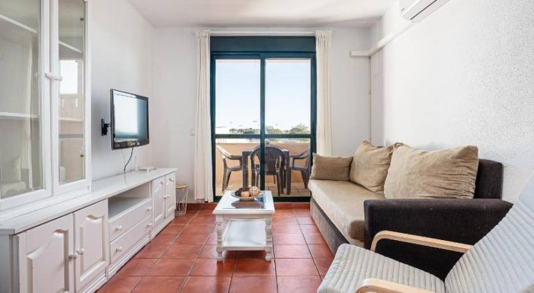Apartment with terrace & private pool | Good for workation — photo 2