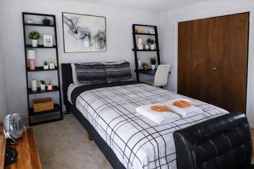 Chic Tacoma Loft- The Urban Nest - Tacoma PNW — photo 3