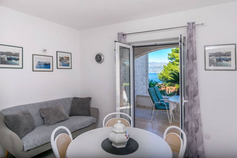 Charming rental apartment with barbecue & terrace | Sea view | Pet-friendly — photo 4