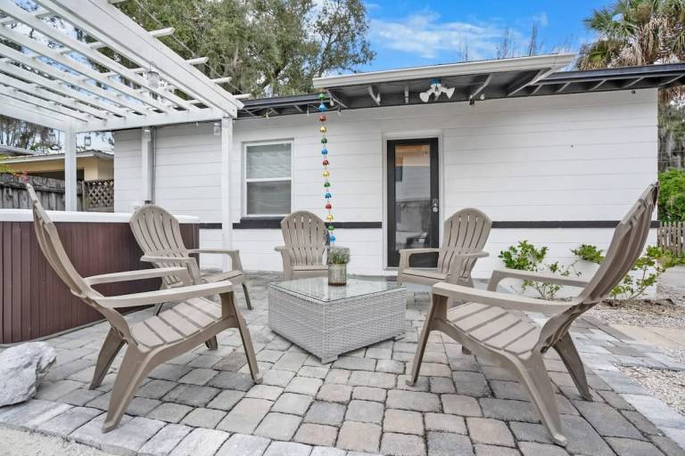 Family-friendly house with hot tub & garden | Good for workation | Dogs allowed — photo 2