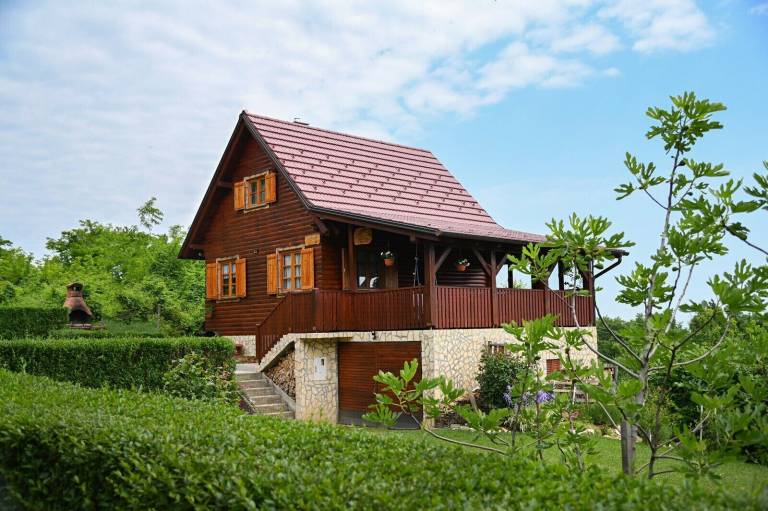 kuća  Donja Poljana