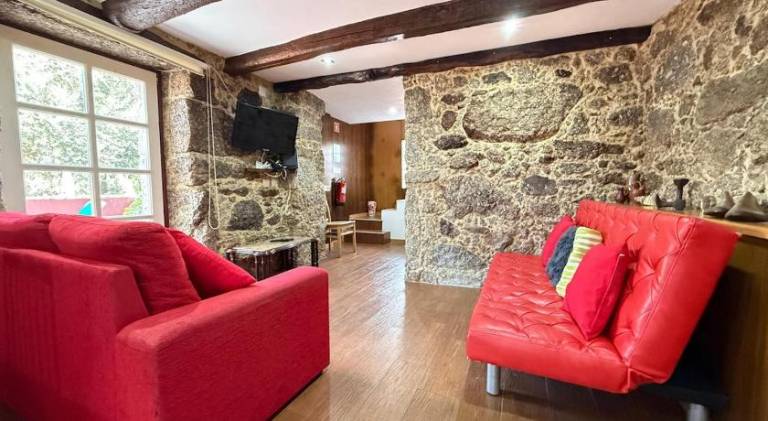 Chalet with terrace, garden & private pool — photo 3