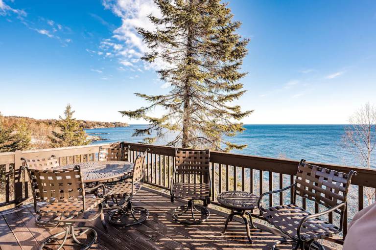 House  Beaver Bay