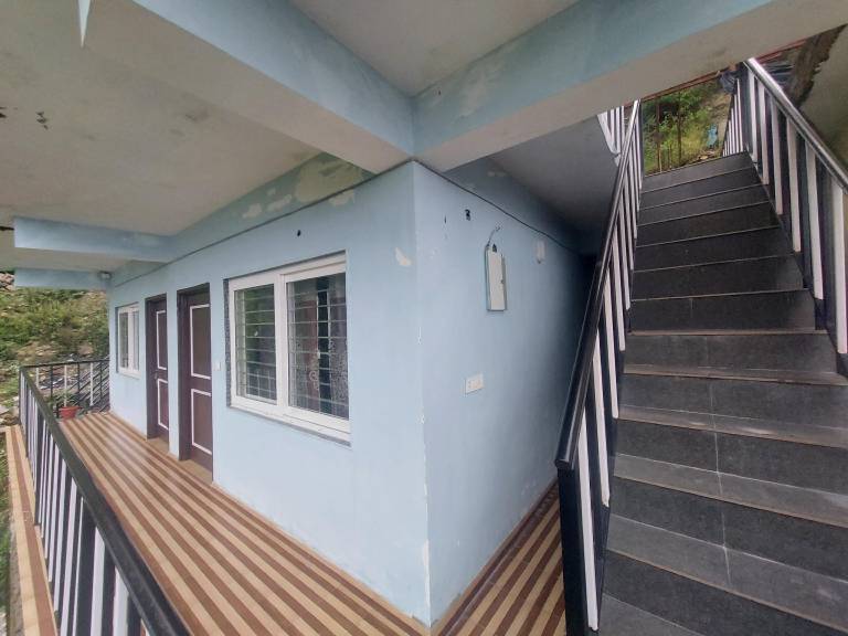 100 stairs holiday home in Mussoorie