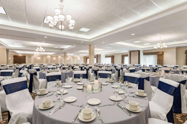Hampton Inn by Hilton Colchester — photo 2
